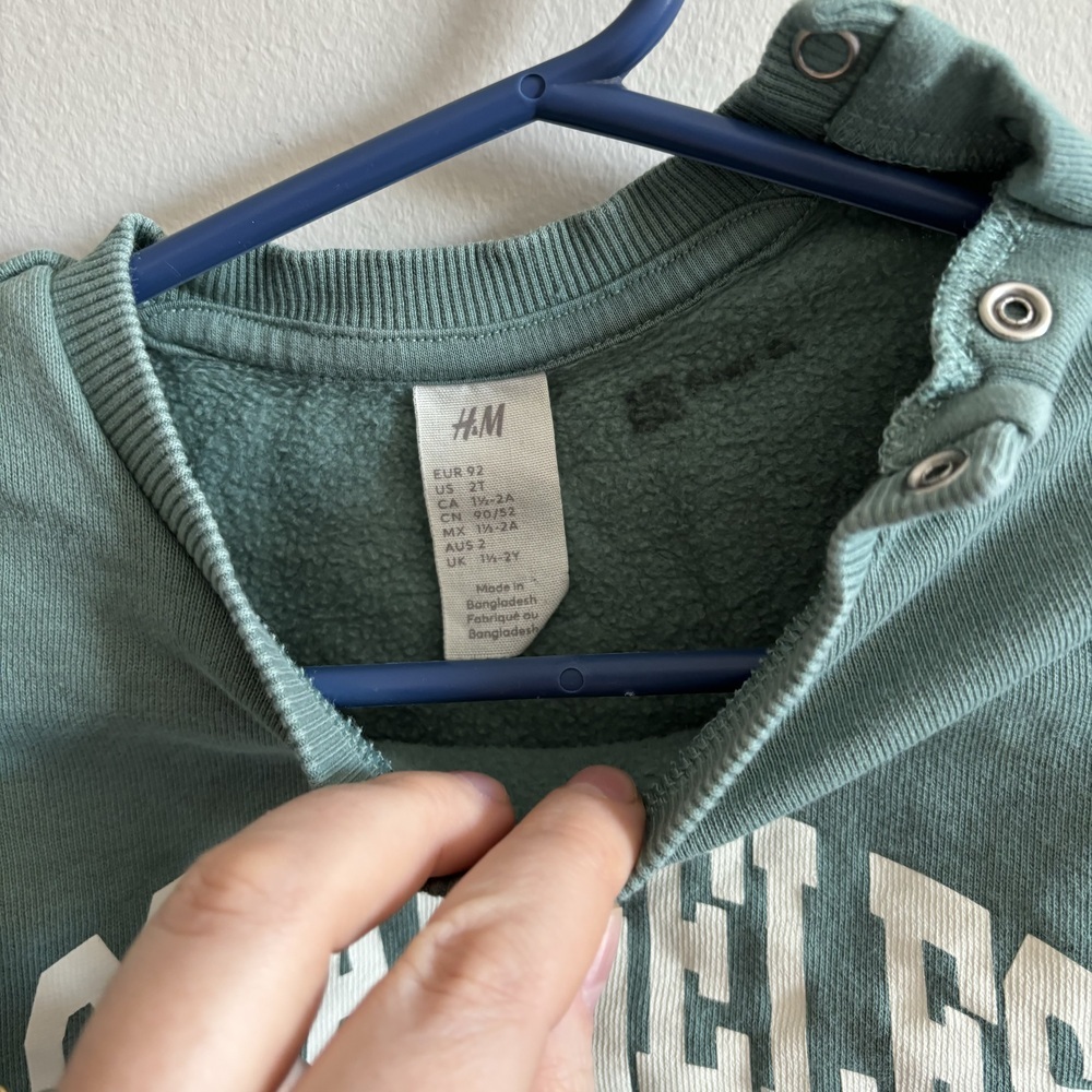 H&M LA crewneck